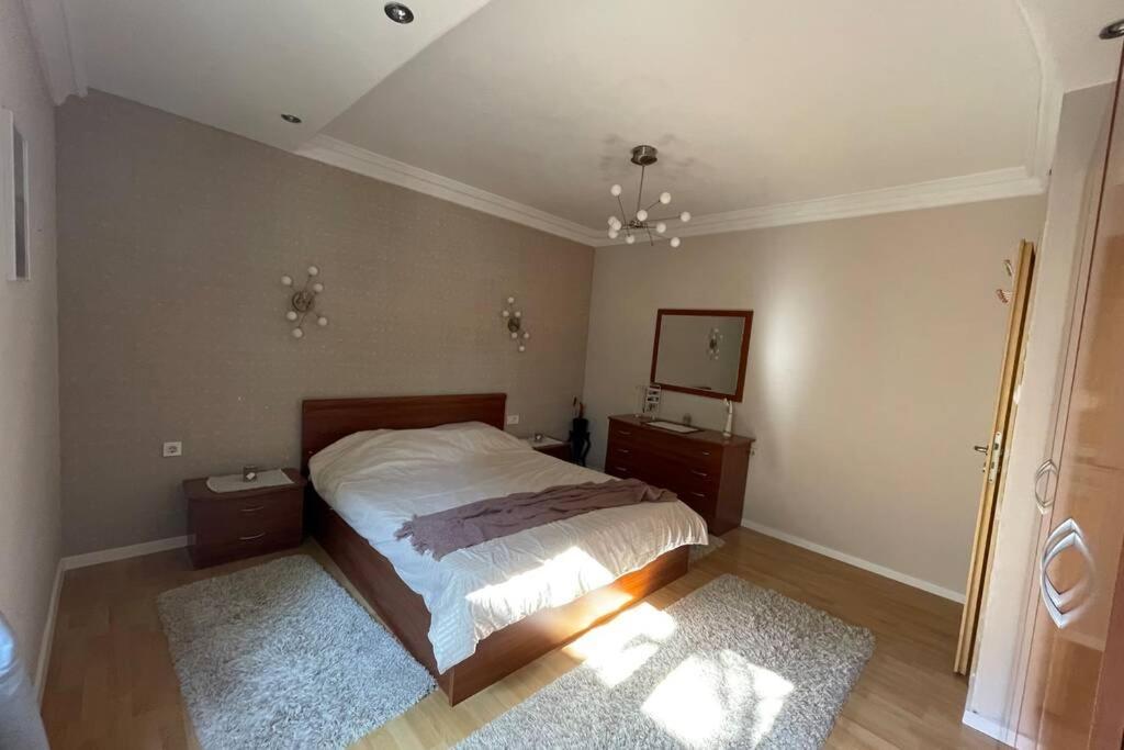Cozy Apartment In The Old Center Of Prishtina Pristina Eksteriør billede